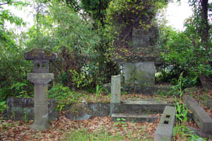 円通寺墓所