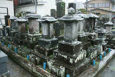 相馬家墓碑